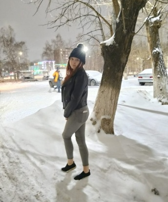 Встречусь с тобой в Москве и превращу наше свидание в настоящий праздник наслаждения. Мои услуги - это не только страстный секс, но и глубокий разговор, нежные ласки и массаж, которые помогут тебе расслабиться и забыть обо всех заботах. Я открыта для экспериментов и готова реализовать все твои сокровенные желания. Мои фото - это подтверждение моей красоты и сексуальности. У меня есть множество положительных отзывов, которые только подтверждают мою незабываемость и профессионализм. Я живу в Москве и с нетерпением жду встречи с тобой. 💋🔥🌹 9004, 27 лет